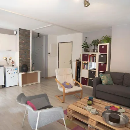 64 M2 Bright Well Decorated With Wifi Apartment Villeurbanne